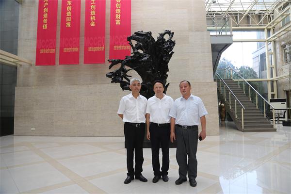 新华社上海分社张彬副社长来中冶上海企业调研